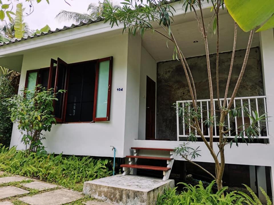波普托 Baan Nai Suan酒店 外观 照片