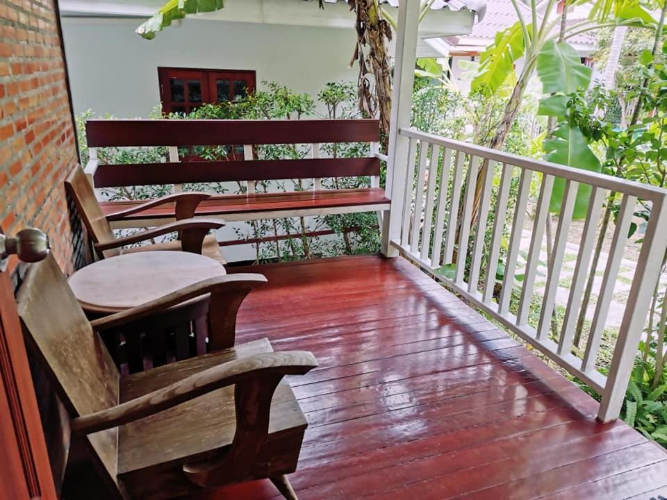 波普托 Baan Nai Suan酒店 外观 照片