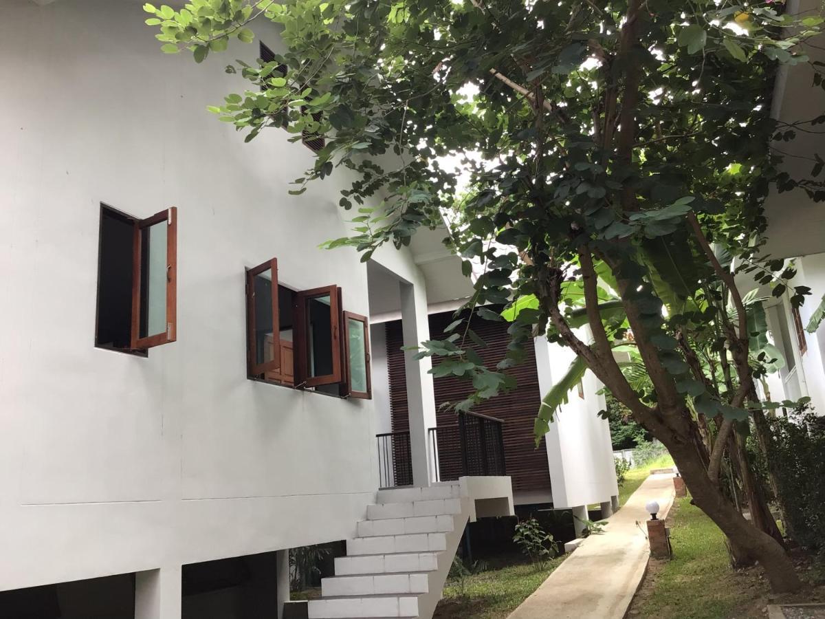 波普托 Baan Nai Suan酒店 外观 照片